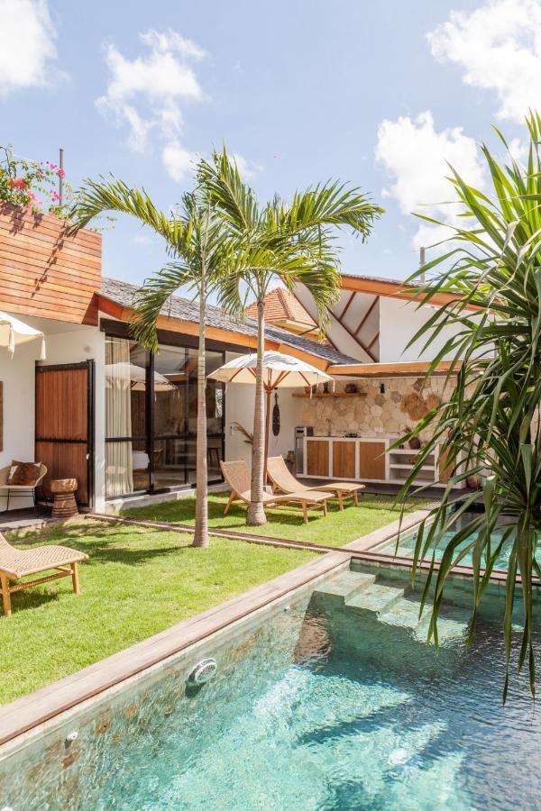 Beyond Bespoke Villas Семіньяк Екстер'єр фото